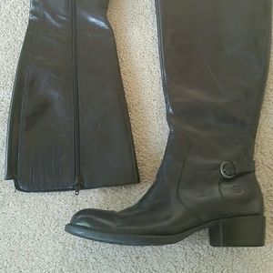 Born black leather boots